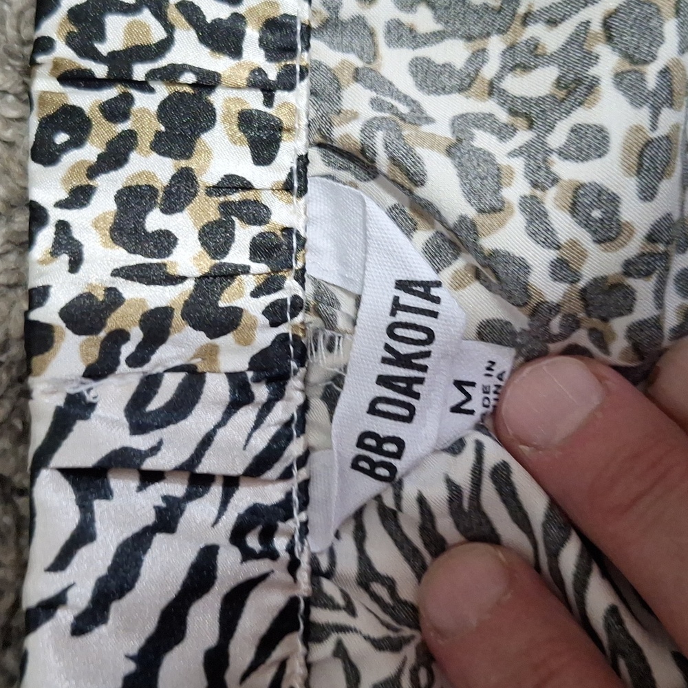 BB Dakota silky shorts pajama set - M - animal print - Picture 4 of 10
